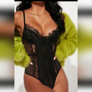 NWT Someone to love lace teddy